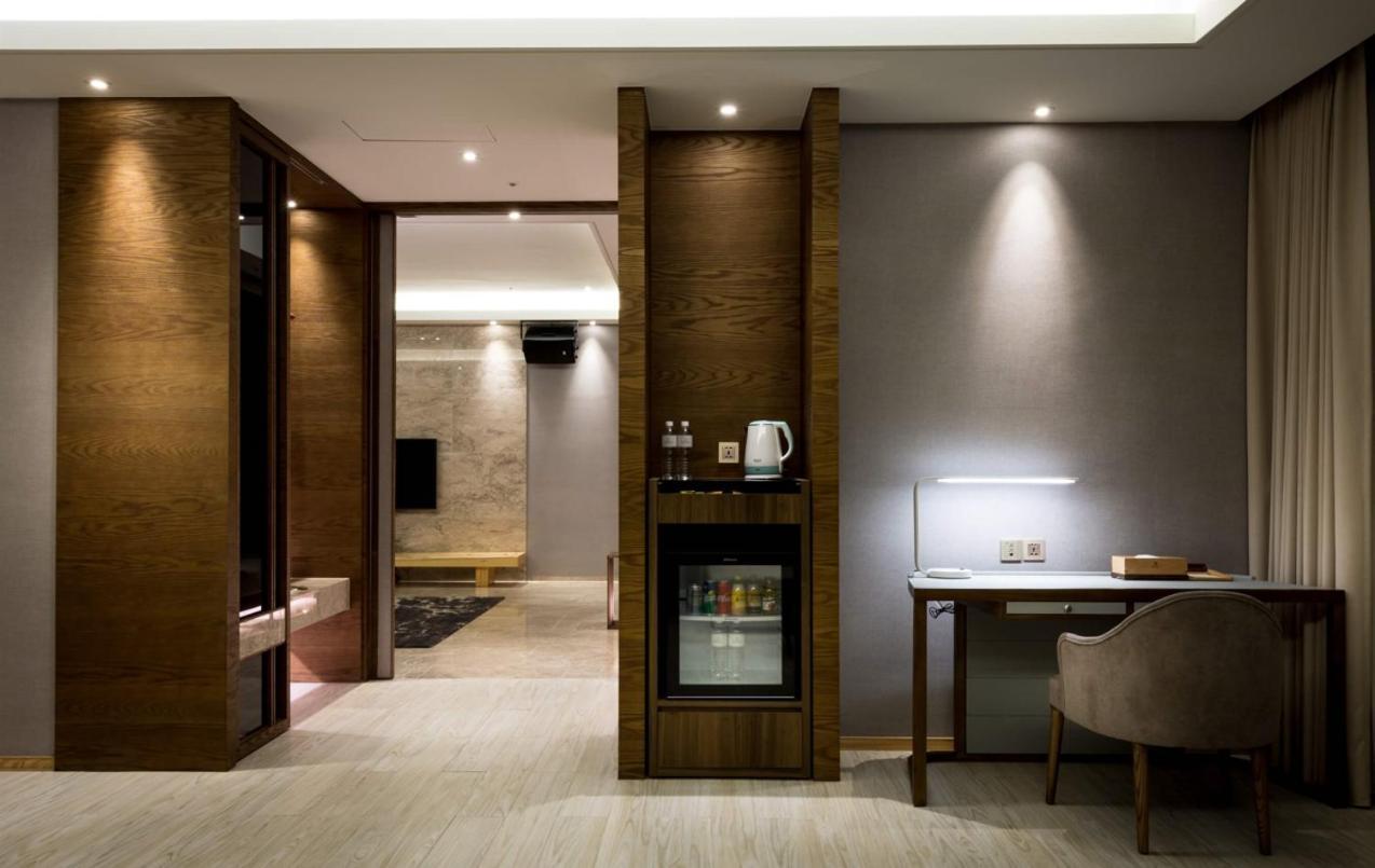 Cuncyue Hot Spring Resort Luodong Cameră foto A room at the hotel